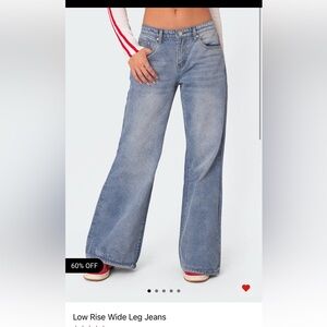 Low rise wide leg jeans